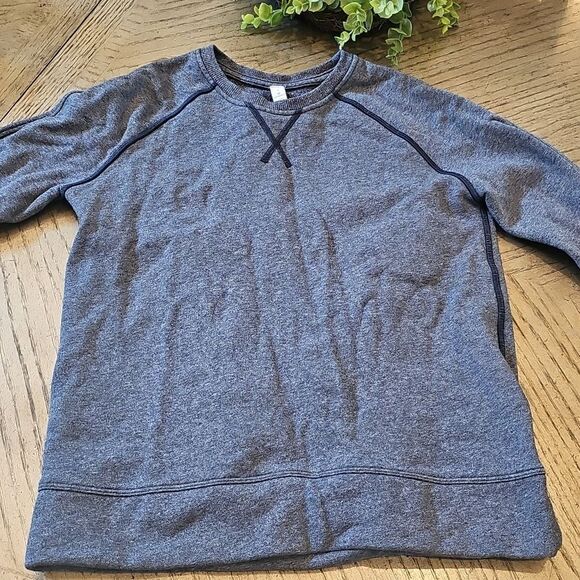 Lululemon size 4 heather blue crewneck pullover sweater - Picture 1 of 11